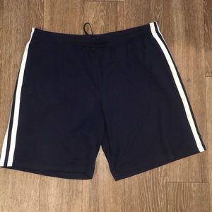 Champion shorts 25$ XL